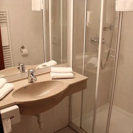 Aurora Erlangen 3*