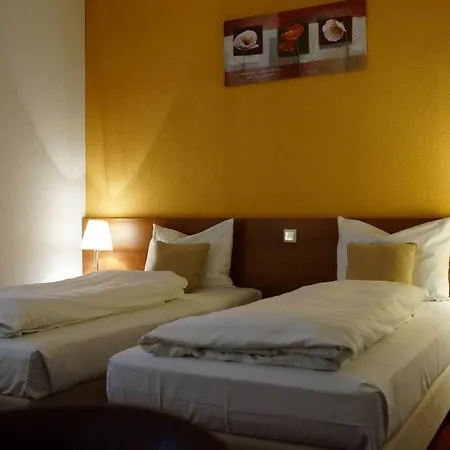 Aurora Erlangen 3*