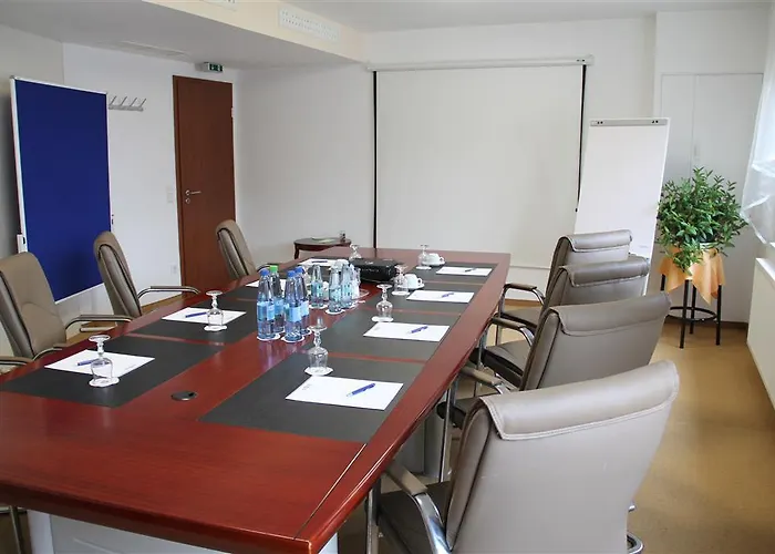 ホテル Aurora Erlangen