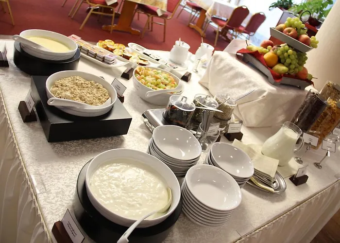 Aurora Erlangen ホテル Heßdorf