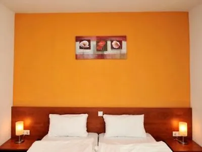 Aurora Erlangen 3* Heßdorf